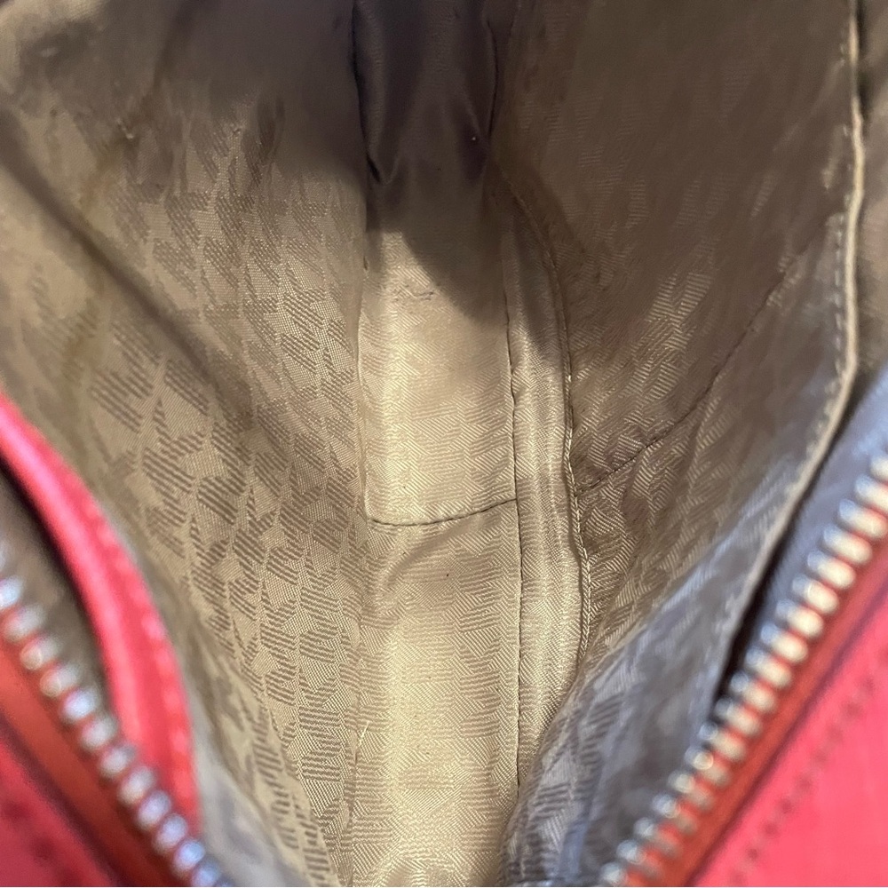 Michael Kors Coral and Light Red Crossbody‎ Bag with Chevron Design - Picture 2 of 12